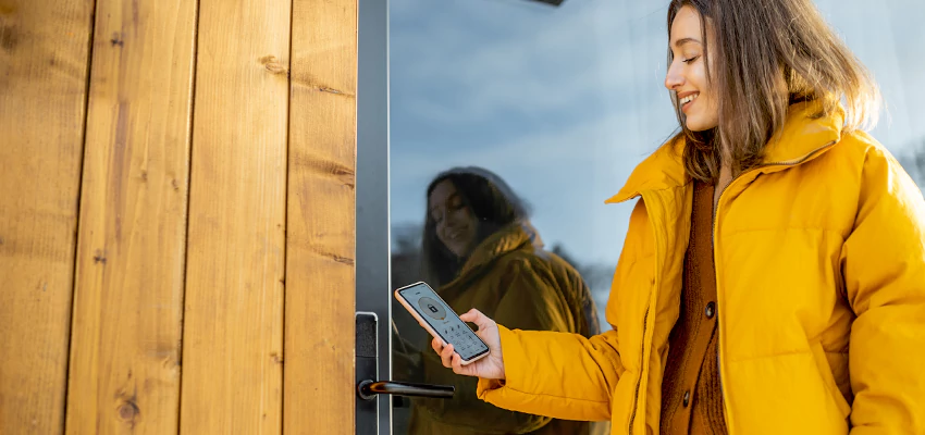 Fingerprint Smart Locks Installation Services in Bell Gardens, California