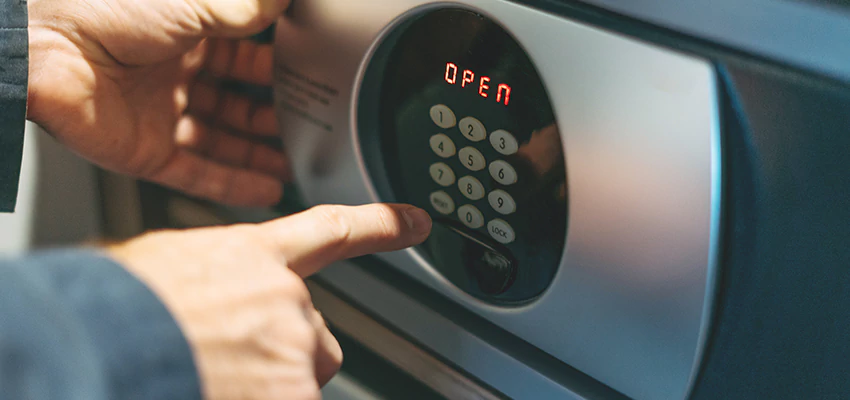 Cash Safe Openers in Bell Gardens, California