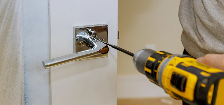 After-hours Locksmith  For Lock Troubleshooting in Bell Gardens, California