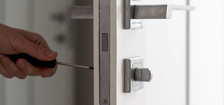 Key Programming Locksmith Open Now in Bell Gardens, California